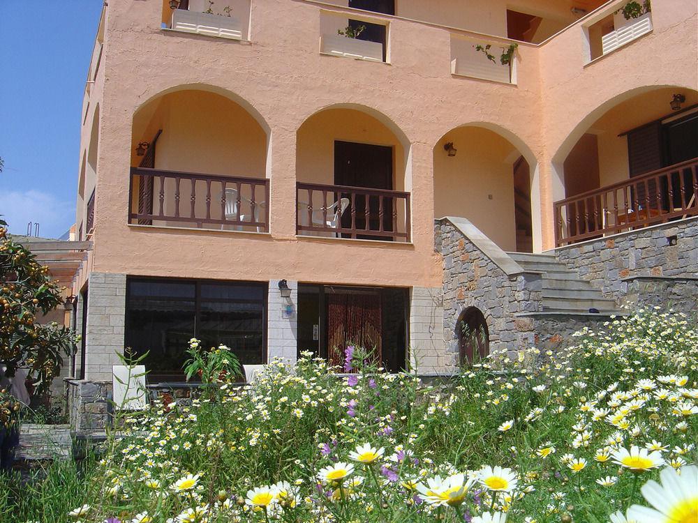 فندق House Margot باليكاسترون المظهر الخارجي الصورة